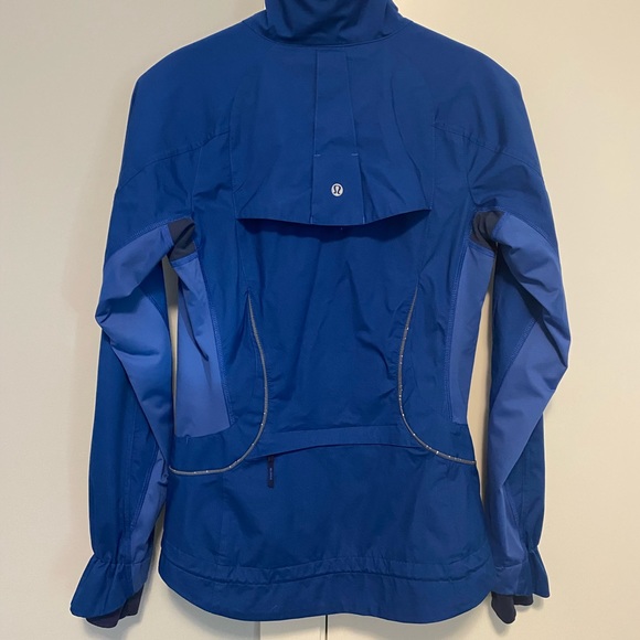 Vintage Lululemon Running Jacket - Picture 2 of 10